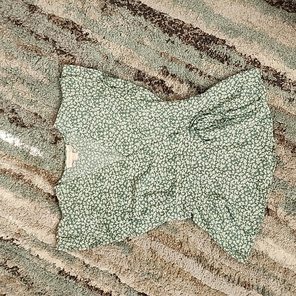 Brand new floral blouse